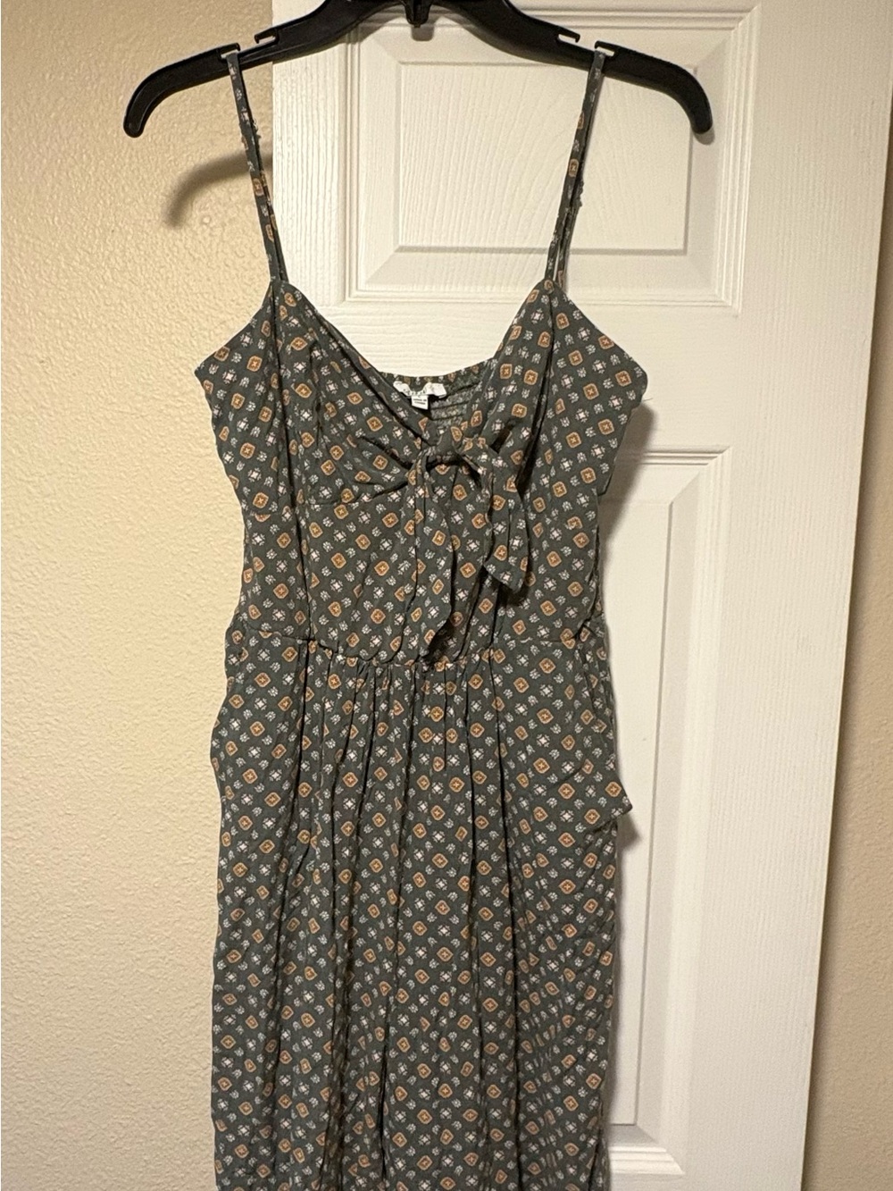AUW Olive-Grey Printed Strapless Tie-Front Sundress
